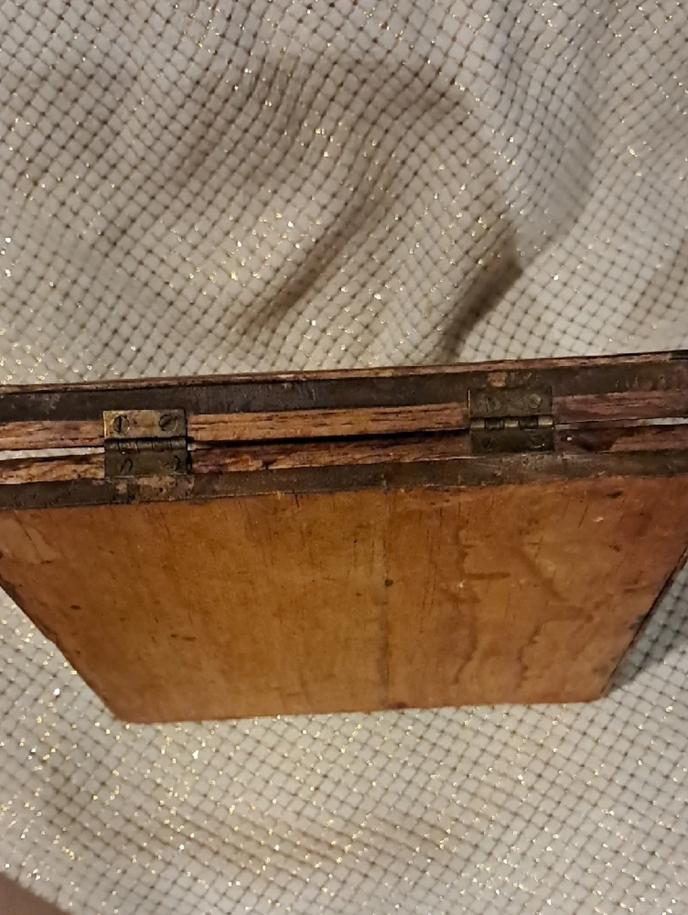 Handcrafted Wooden Key Tag Decorative Box – Sunburst Inlay